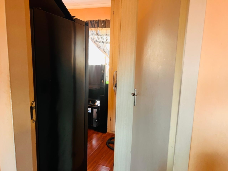 2 Bedroom Property for Sale in Geelhoutpark North West